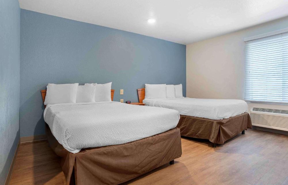 Standard Double Room with Two Double Beds - Non Smoking interior